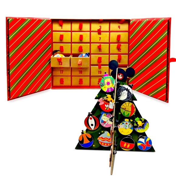 World of Disney Holiday Countdown Calendar Pin Set 2020 Limited Release NEW - Picture 1 of 8